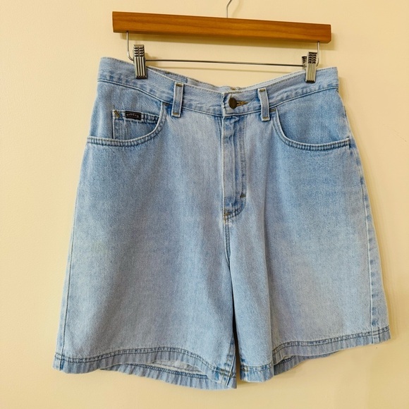 vintage lightwash RIDERS denim shorts - Picture 3 of 8